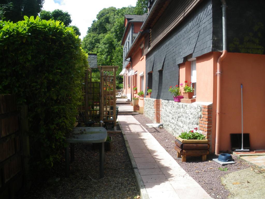 Les Coquillettes Bed & Breakfast Équemauville Eksteriør bilde